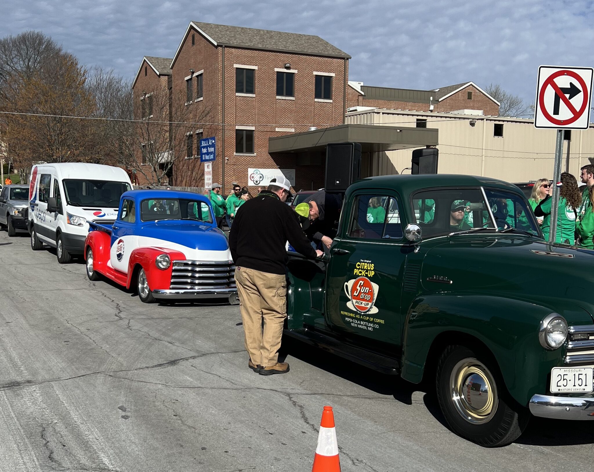 Pepsi NH Rolla division participates in st. pat’s parade PepsiCola